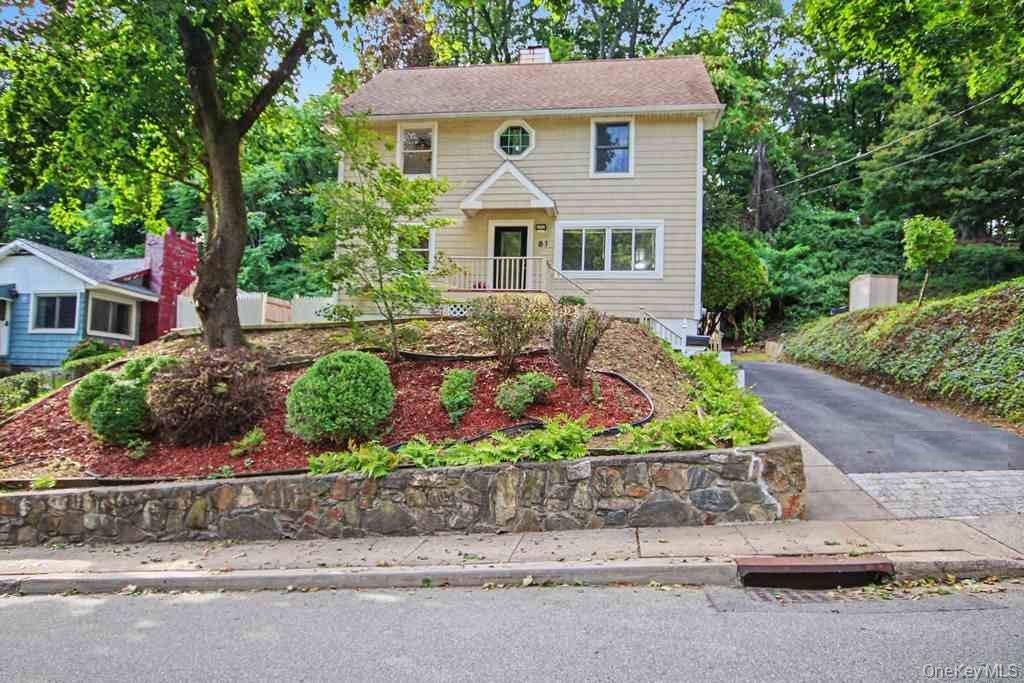 81 Snowden Avenue — photo
