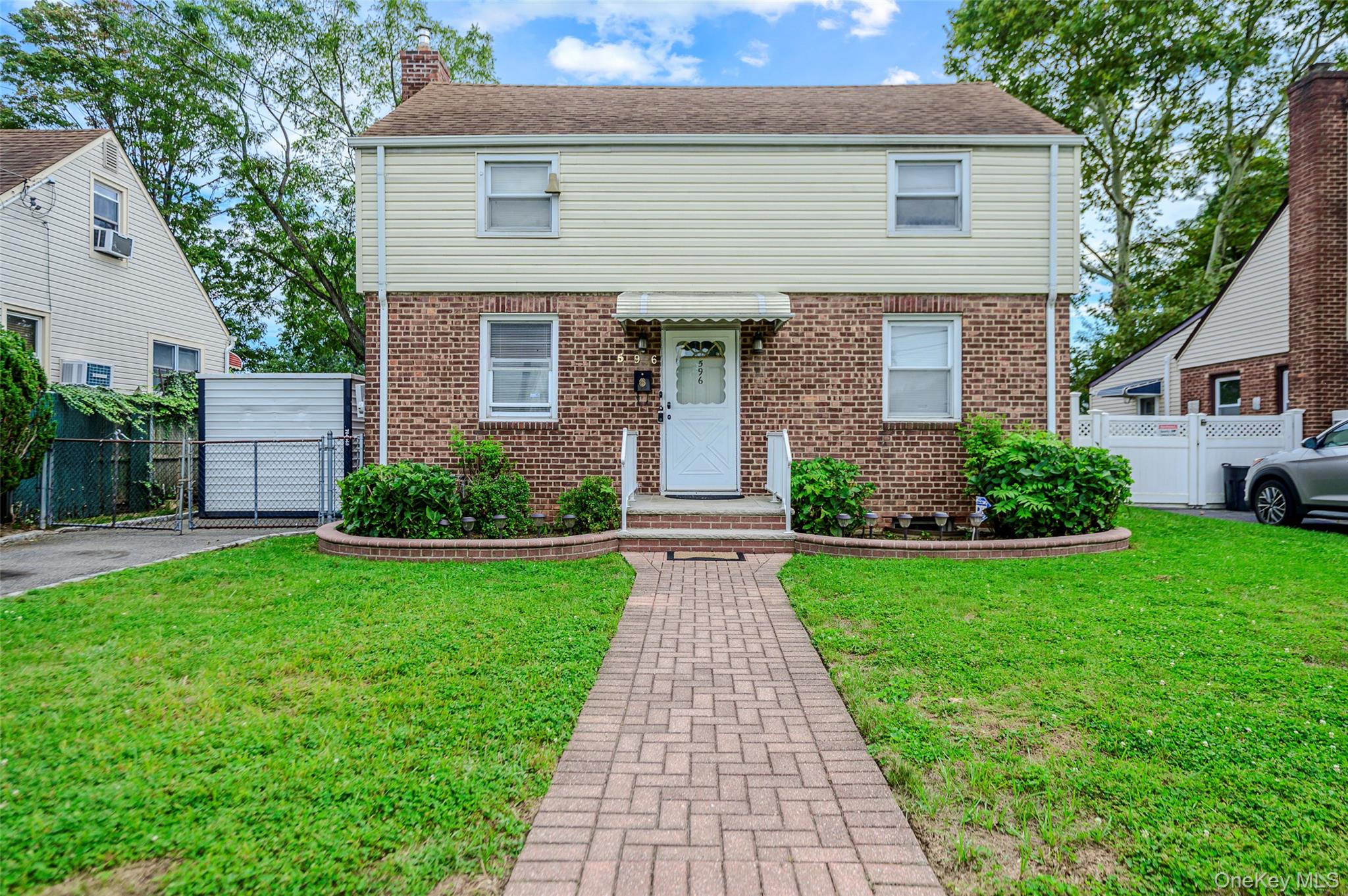 596 Irving Street — photo