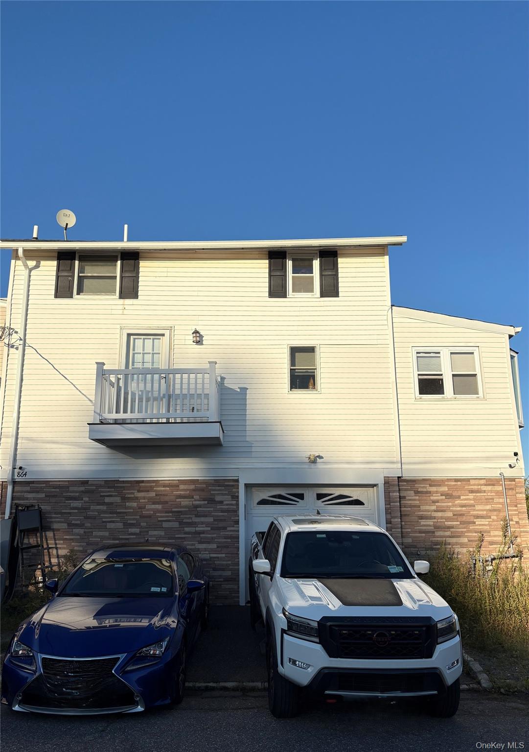 864 Walnut Street — photo