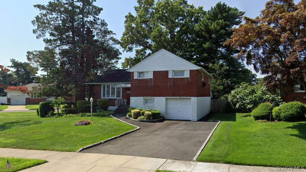 47 Felice Crescent — photo