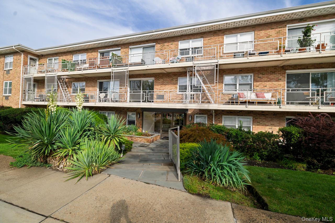 90 South Park B1 — photo