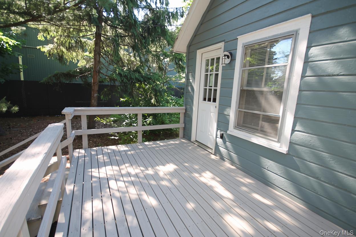 Home in Jericho, NY 11753 — photo 3