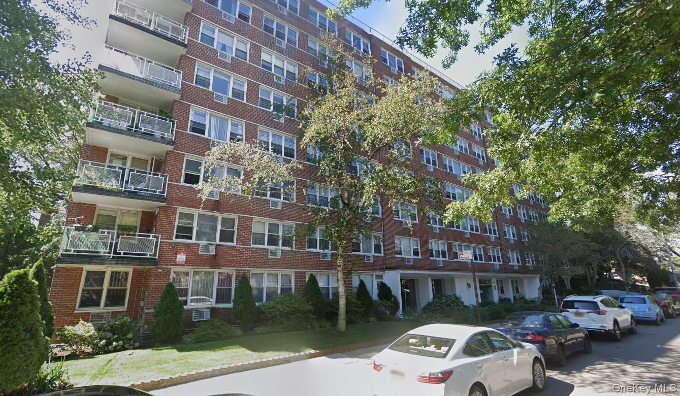 172-70 Highland Avenue 9F — photo