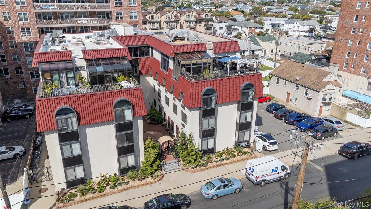425 Shore Road 2D — photo