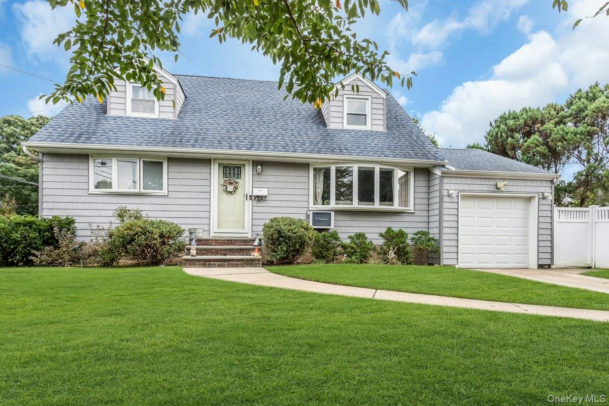 8 N Summit Drive — photo