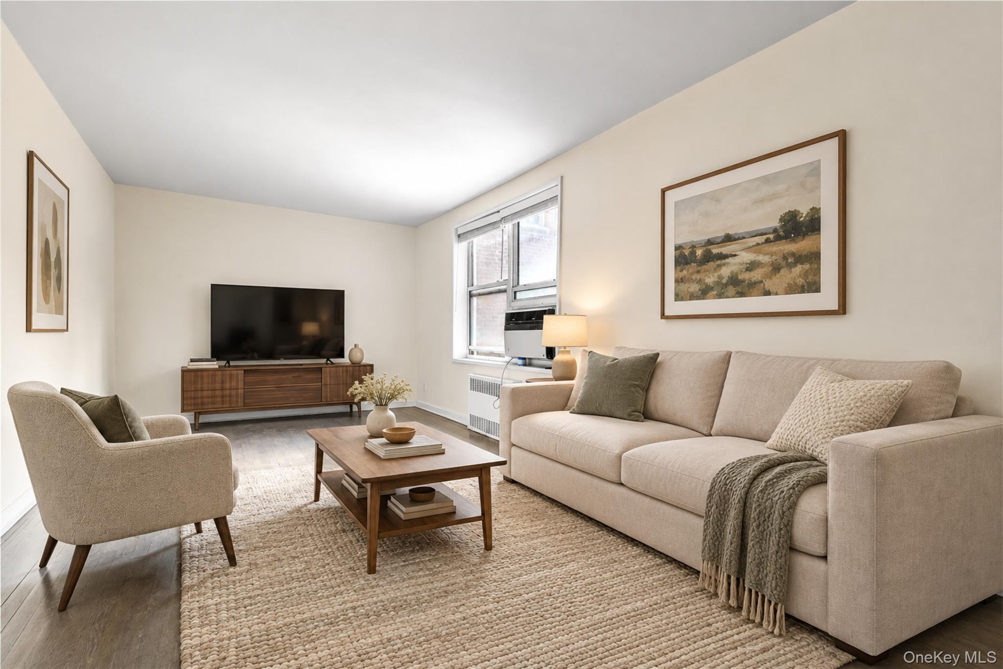 27-10 Parsons Boulevard 2F — photo