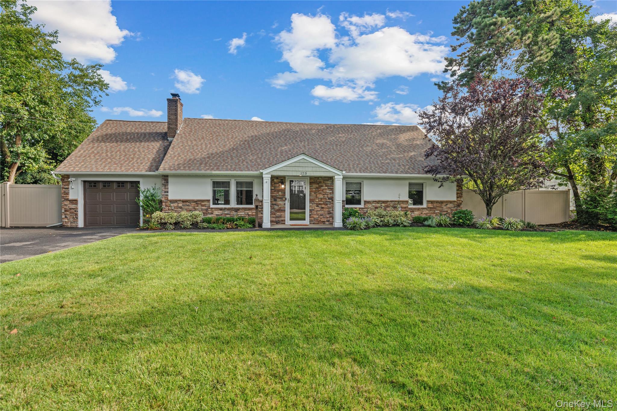 123 Hiawatha Drive — photo