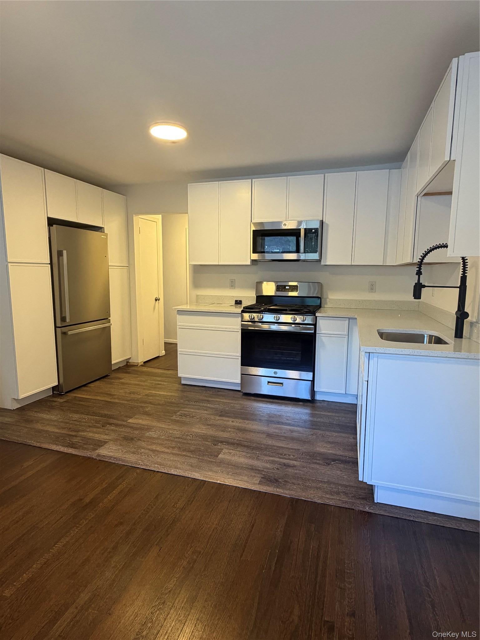 3 W Lawrence Park Drive 1 — photo
