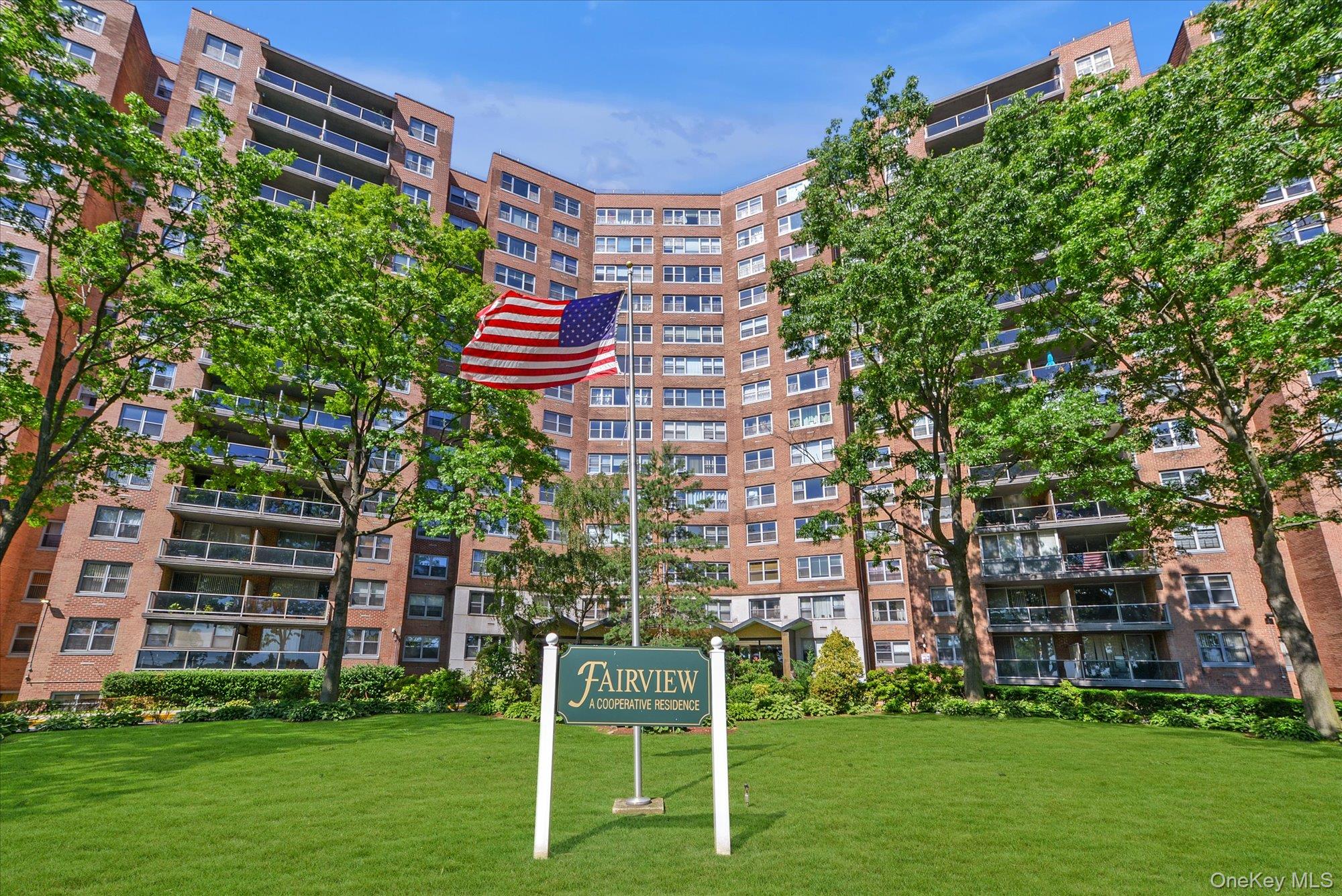 61-20 Grand Central Parkway C303 — photo