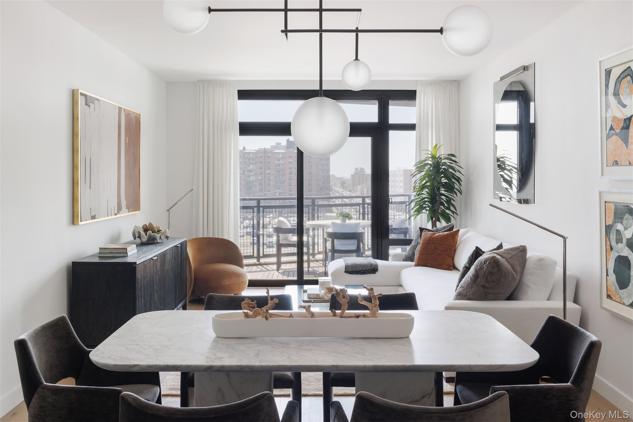 100 Boardwalk Ph8 a — photo