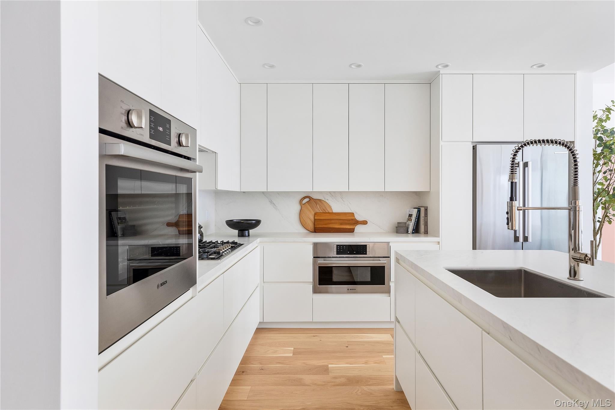140 Boardwalk Ph6 B — photo