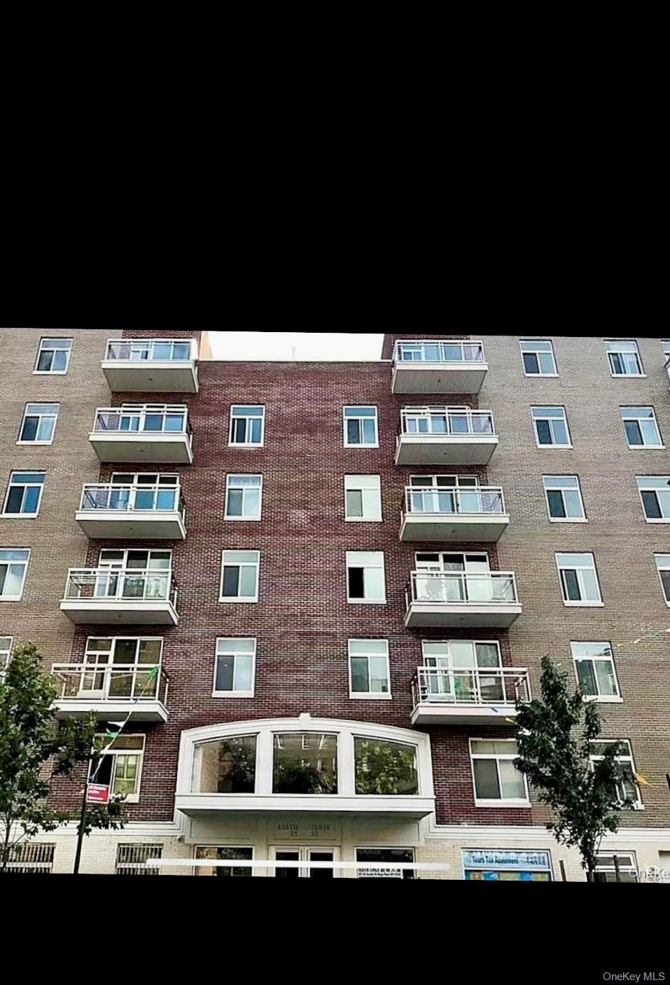 65-38 Austin Street 4D — photo