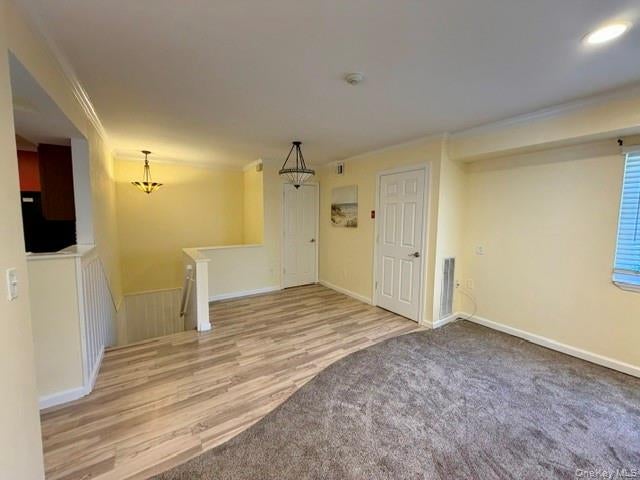 56 Pointe Cir S — photo