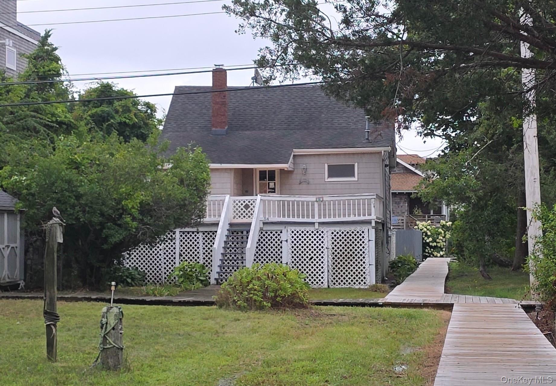 54 Oak Beach Road — photo