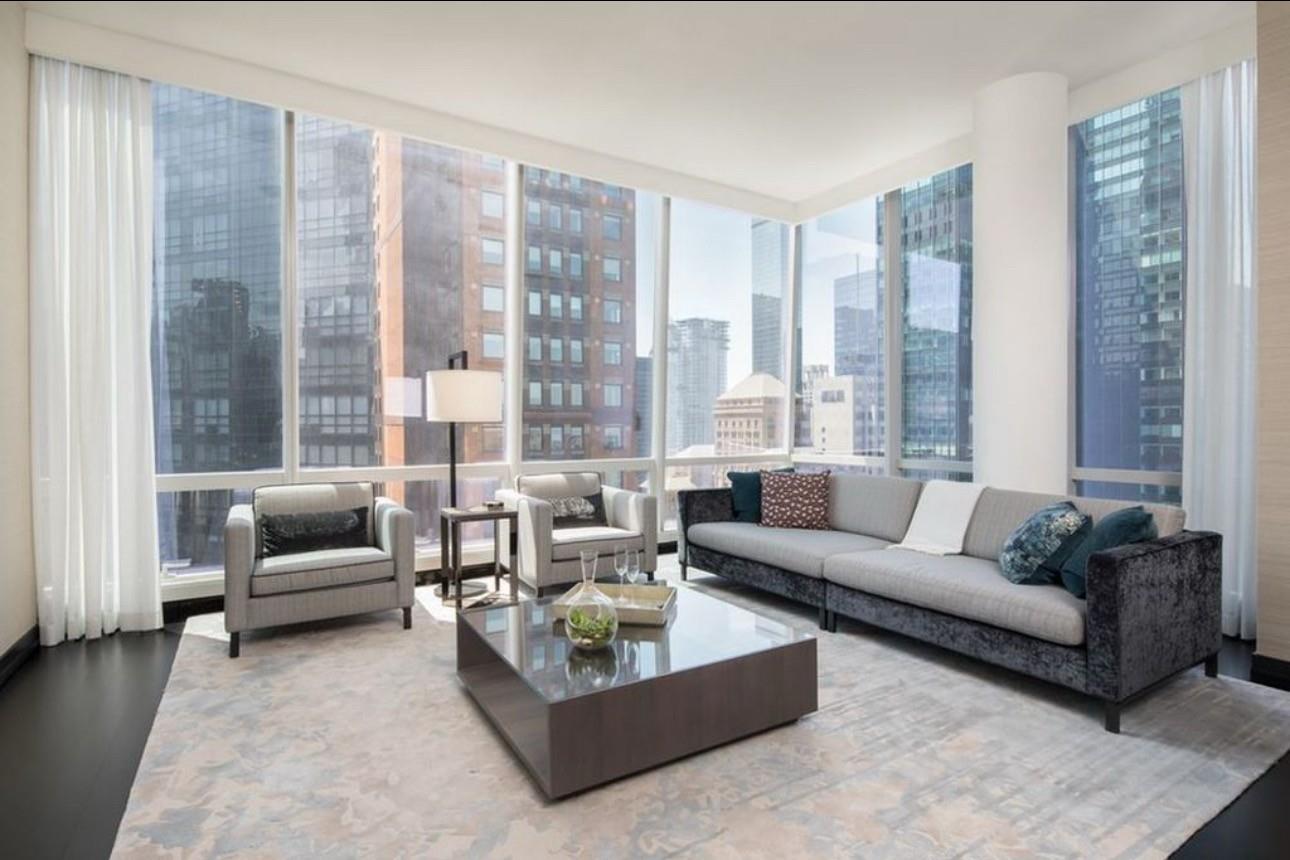 157 W 57th Street 33E — photo