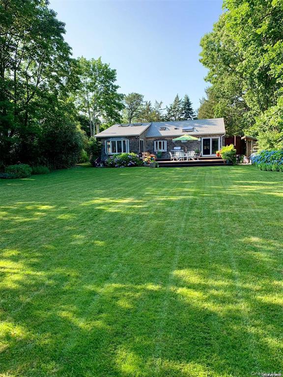 6 Lynn Court — photo