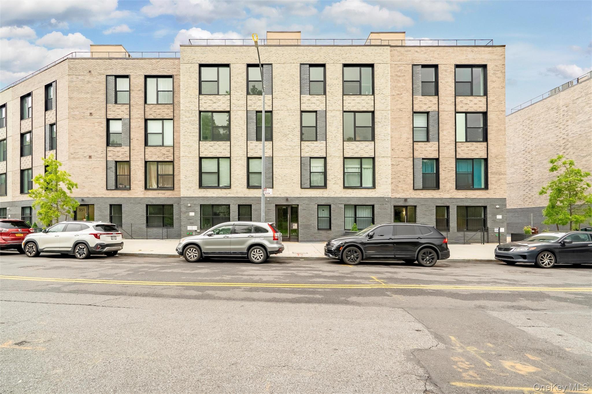 355 Bronx River Avenue 1B — photo