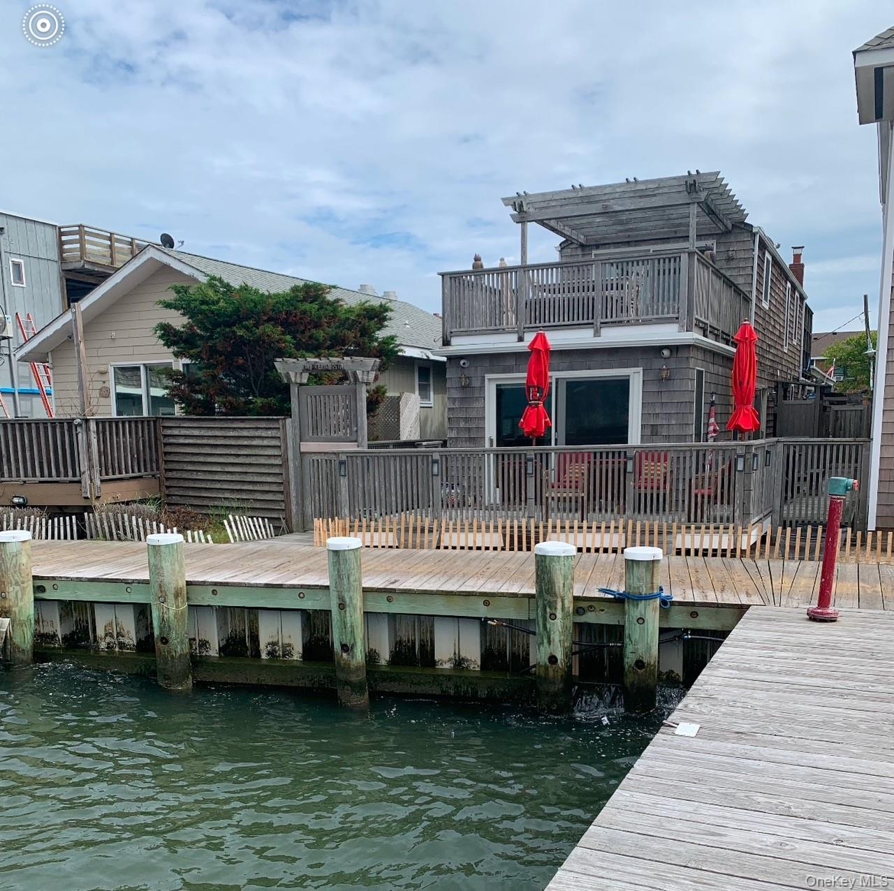 317 Bay Walk — photo