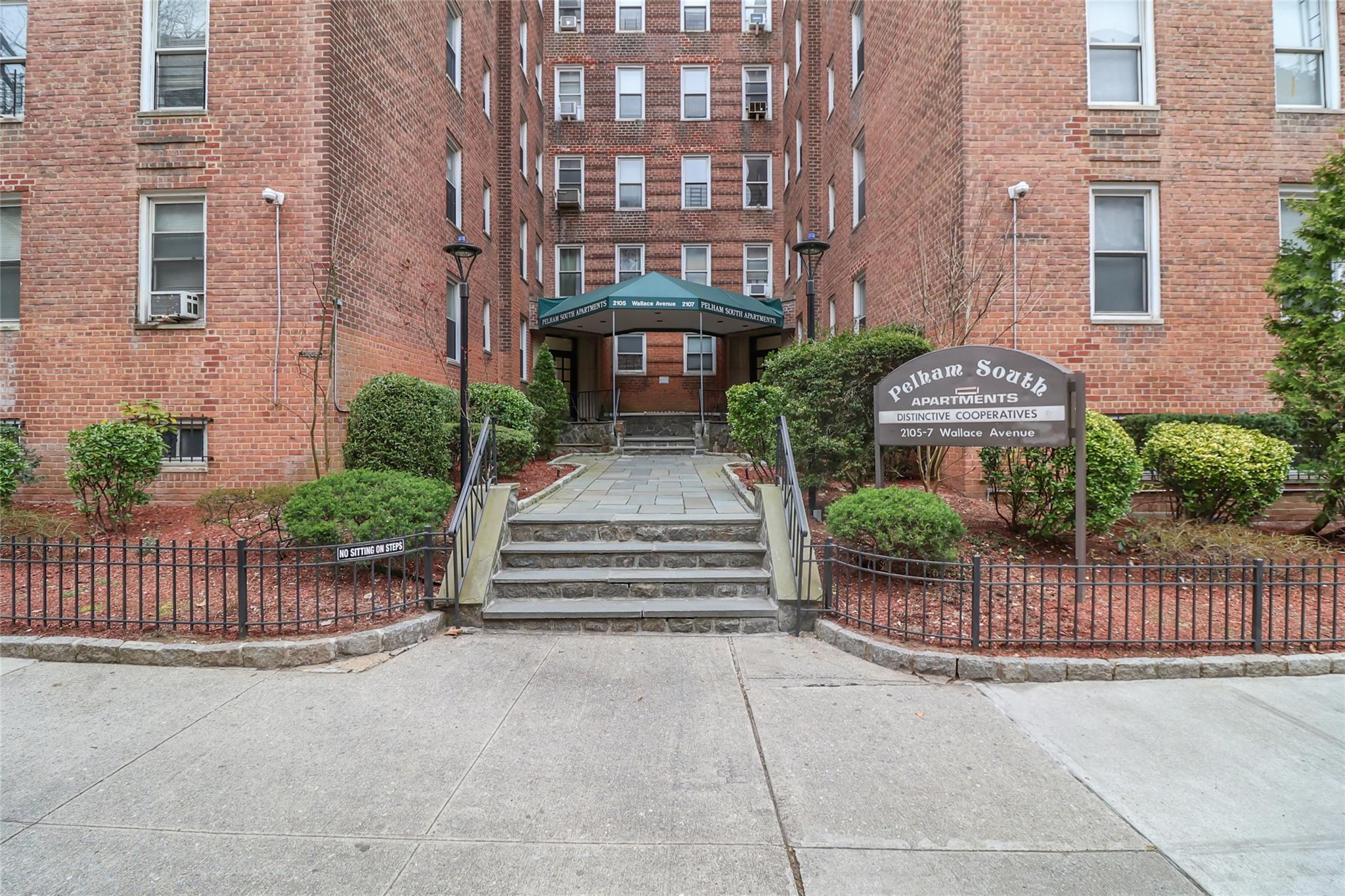 2105 Wallace Avenue 4a — photo
