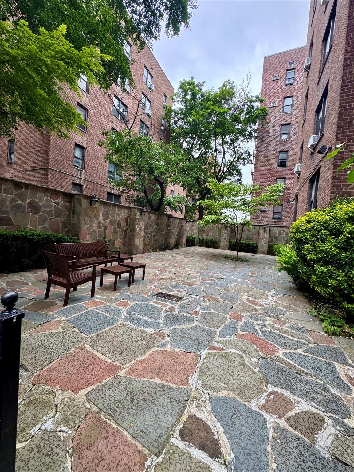 37-27 86 Street 3D — photo