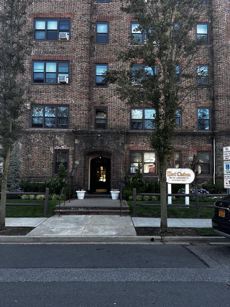 141 Wyckoff Place 1F — photo