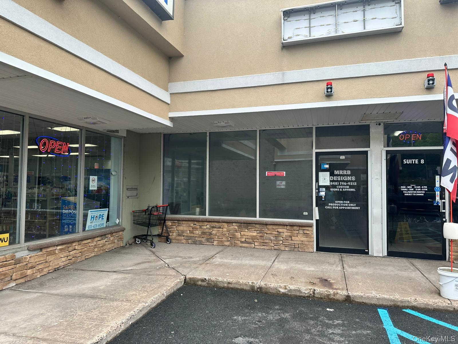 187 Mill Street Unit 2 (Restaurant) — photo