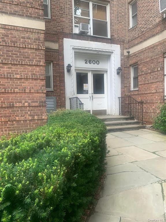 2600 Henry Hudson Parkway 1E — photo