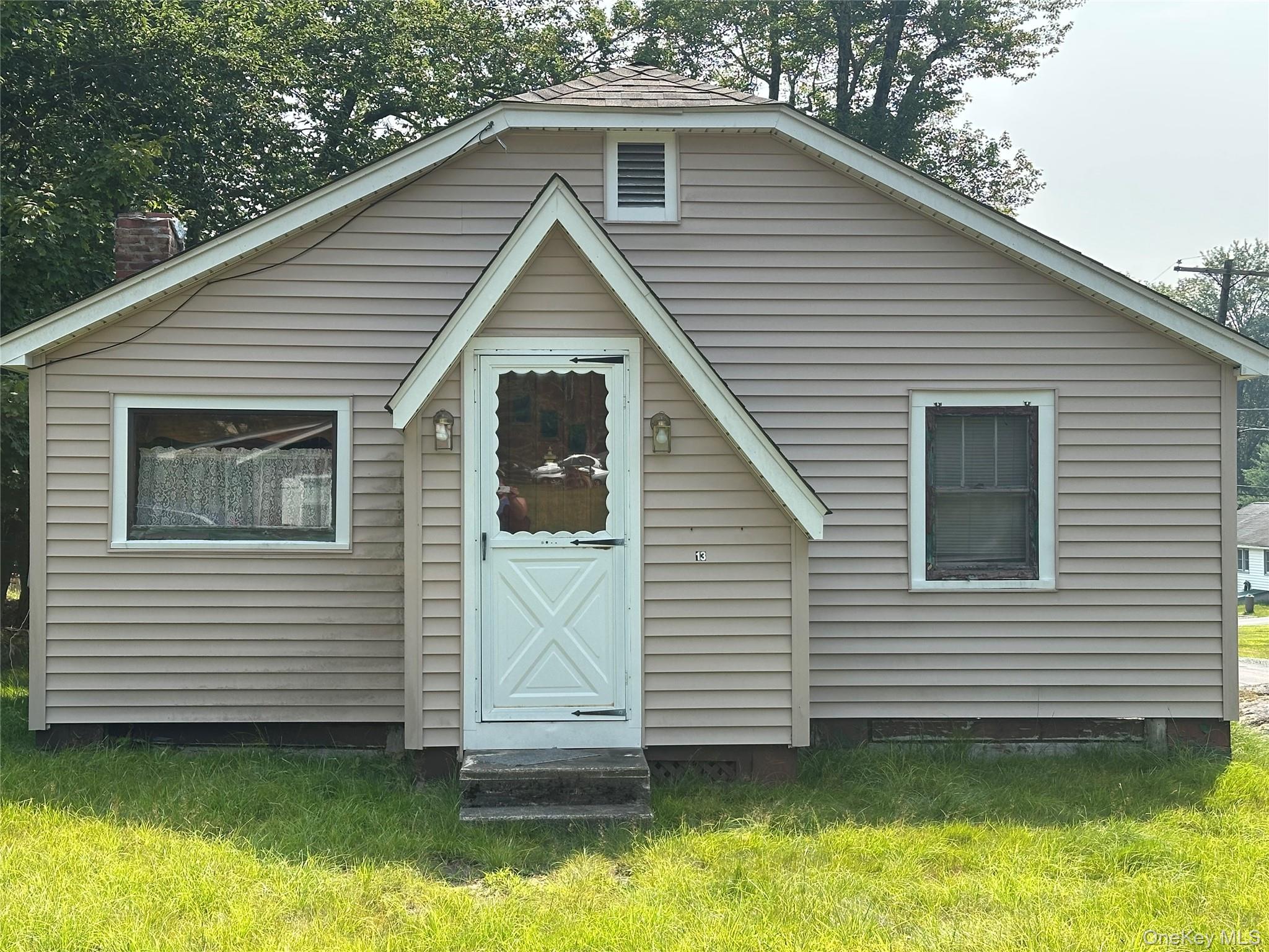 13 E Pierce Avenue — photo