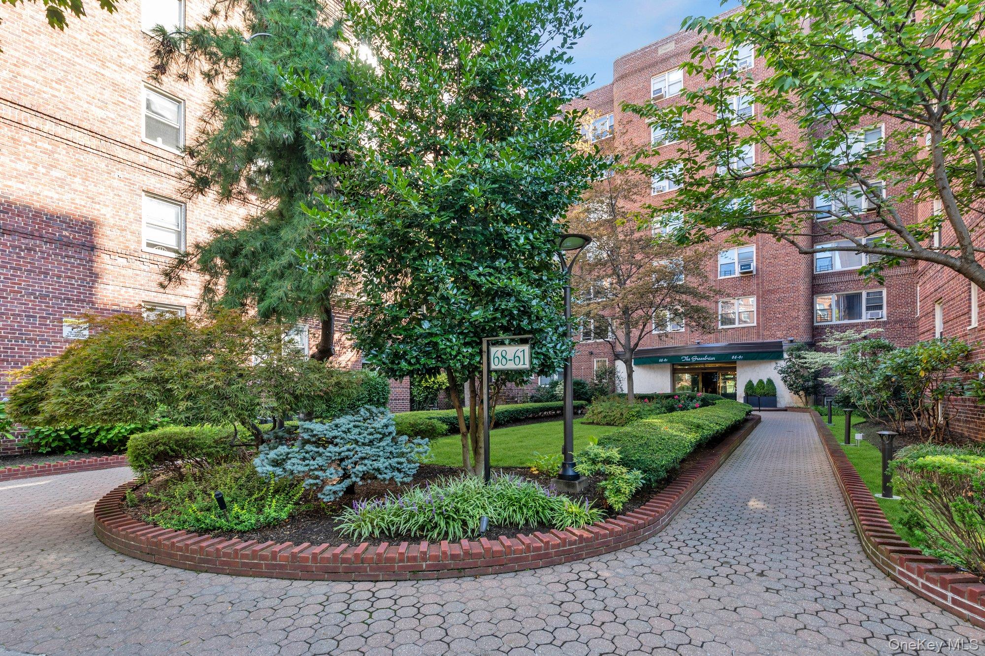 68-61 Yellowstone Boulevard 519 — photo