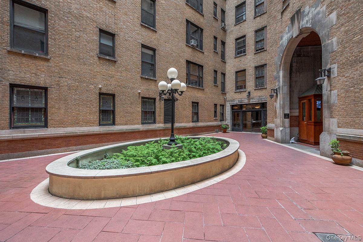800 Riverside Drive 1G — photo
