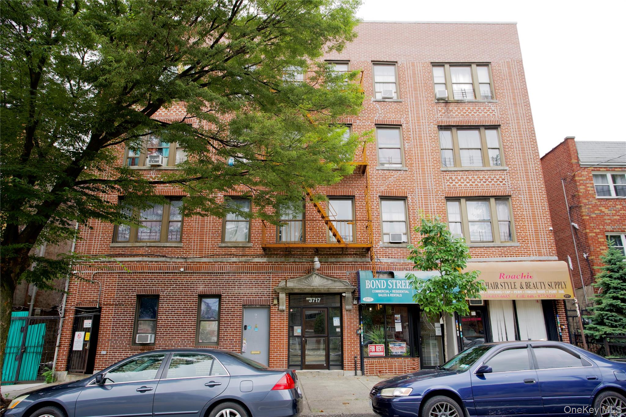 3717 Bronxwood Ave — photo