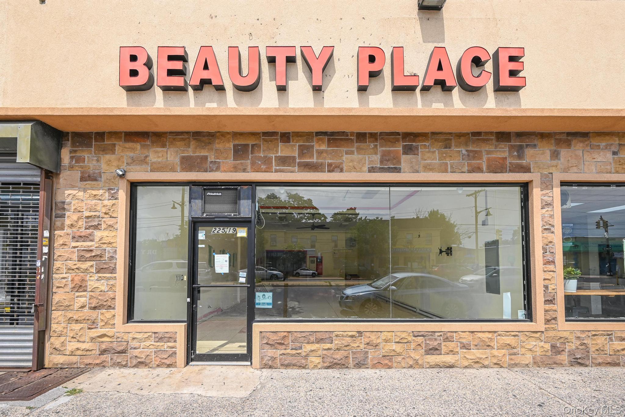 225-19 Merrick Boulevard — photo
