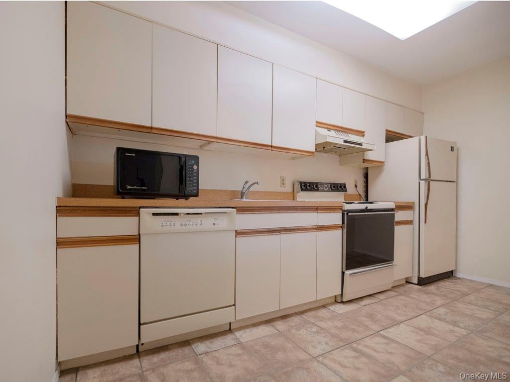 1337 Broadway L10 — photo