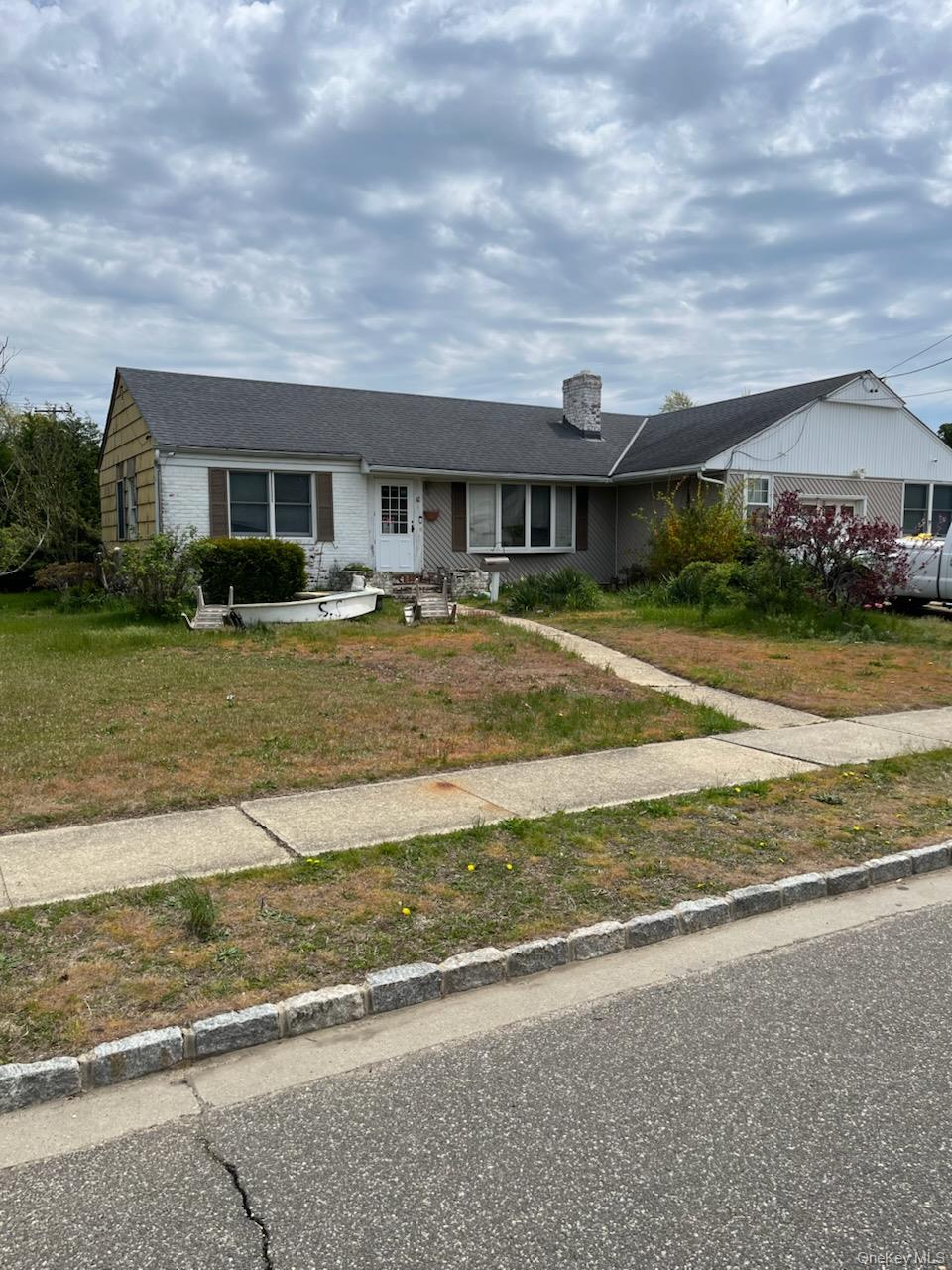 32 Nearwater Avenue — photo