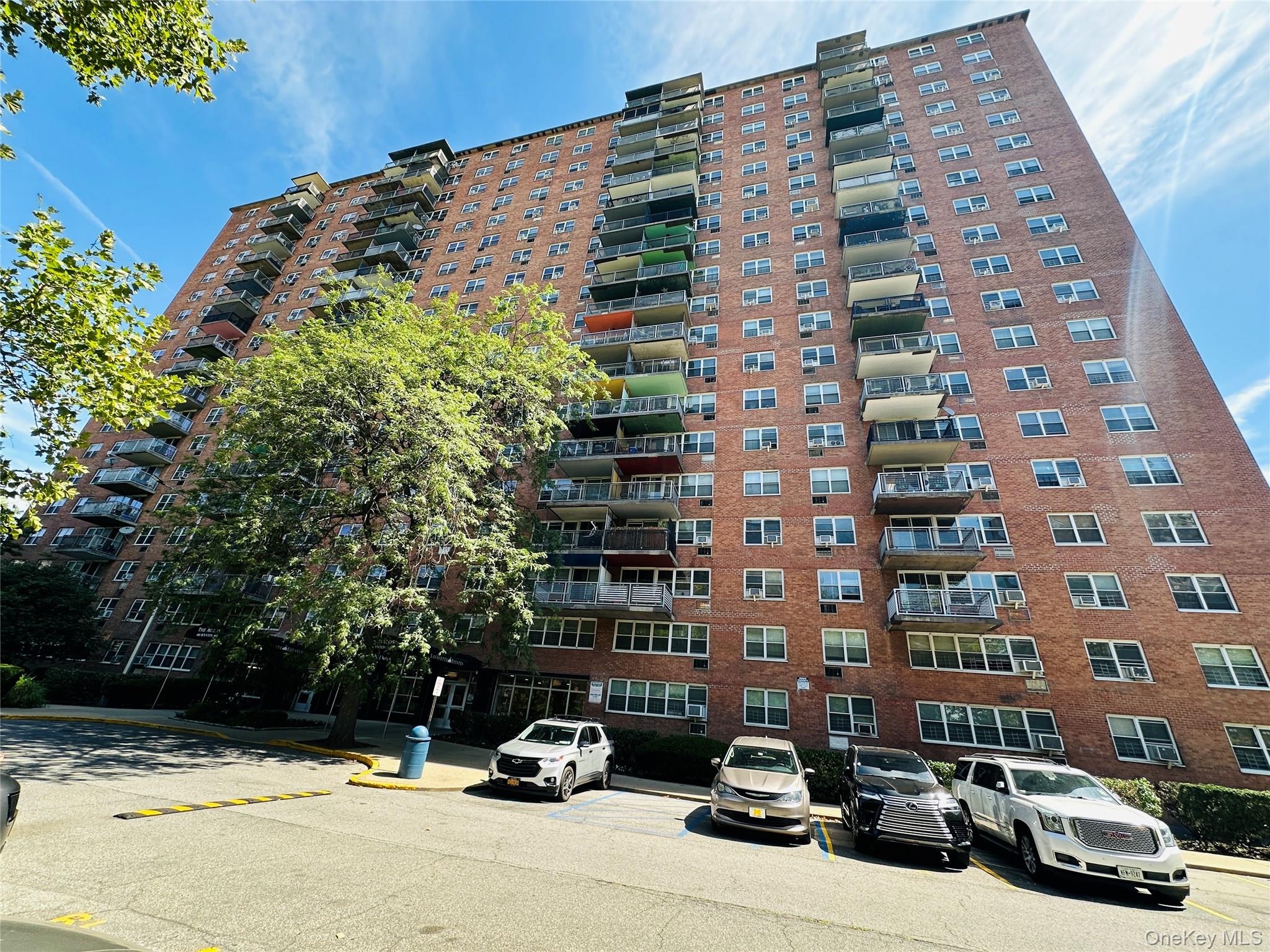 880 Boynton Avenue 8M — photo