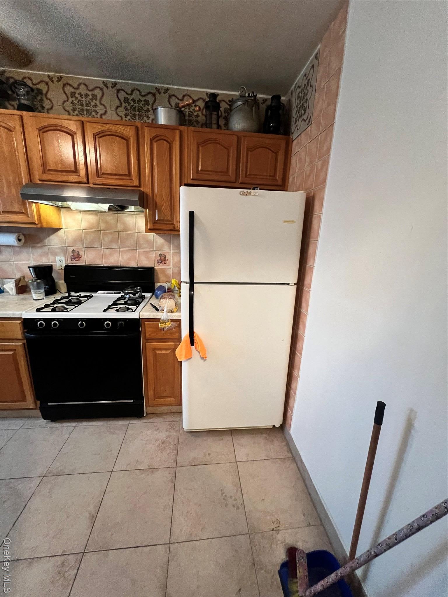 829 Southern Boulevard 3D — photo