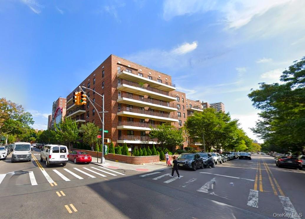 137-10 Franklin Avenue 316 — photo