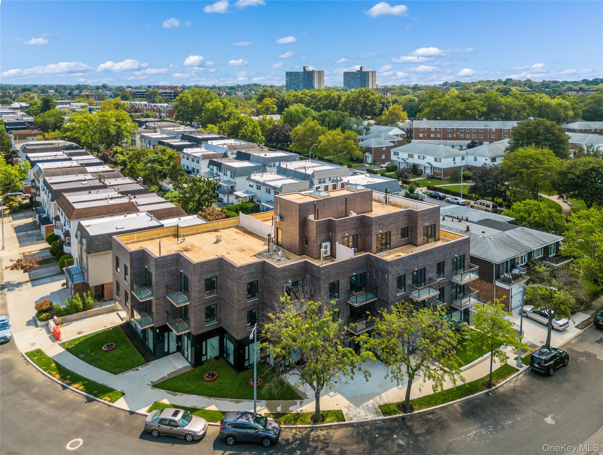 214-10 15 Avenue 3D & Parking — photo