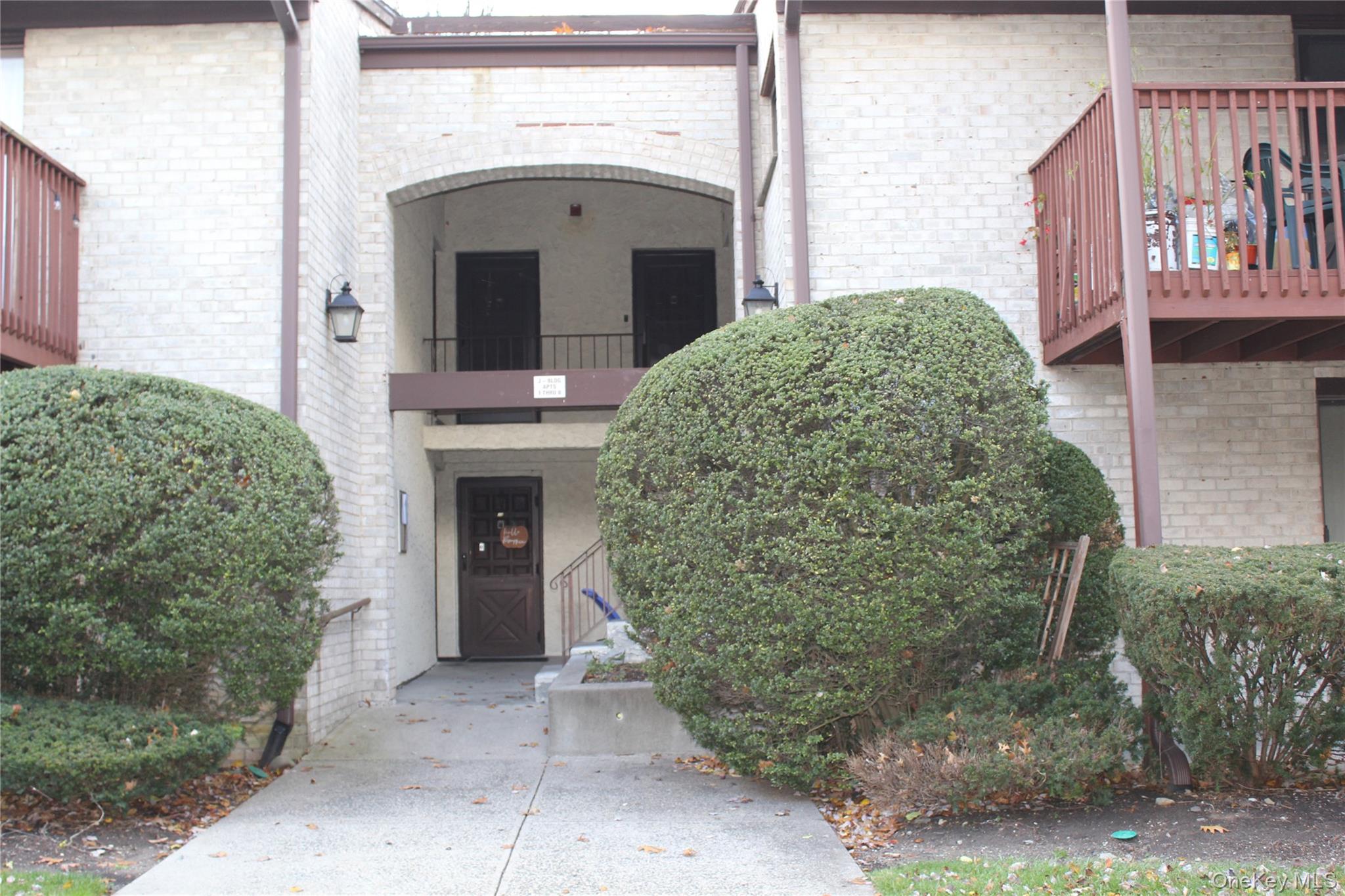 8 Secora Road J-4 — photo
