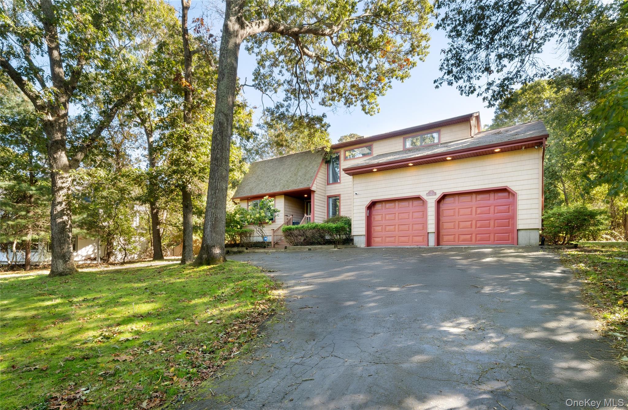 5 Bay Woods Drive — photo