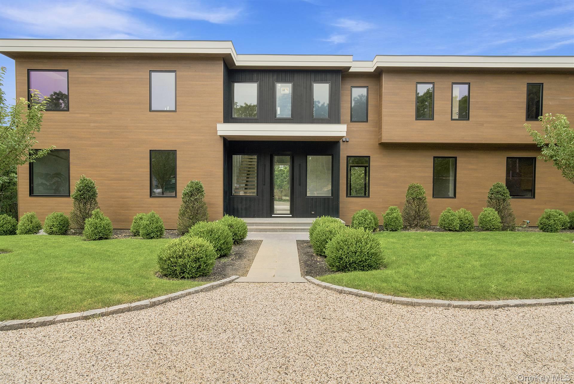 207 Middle Line Highway — photo