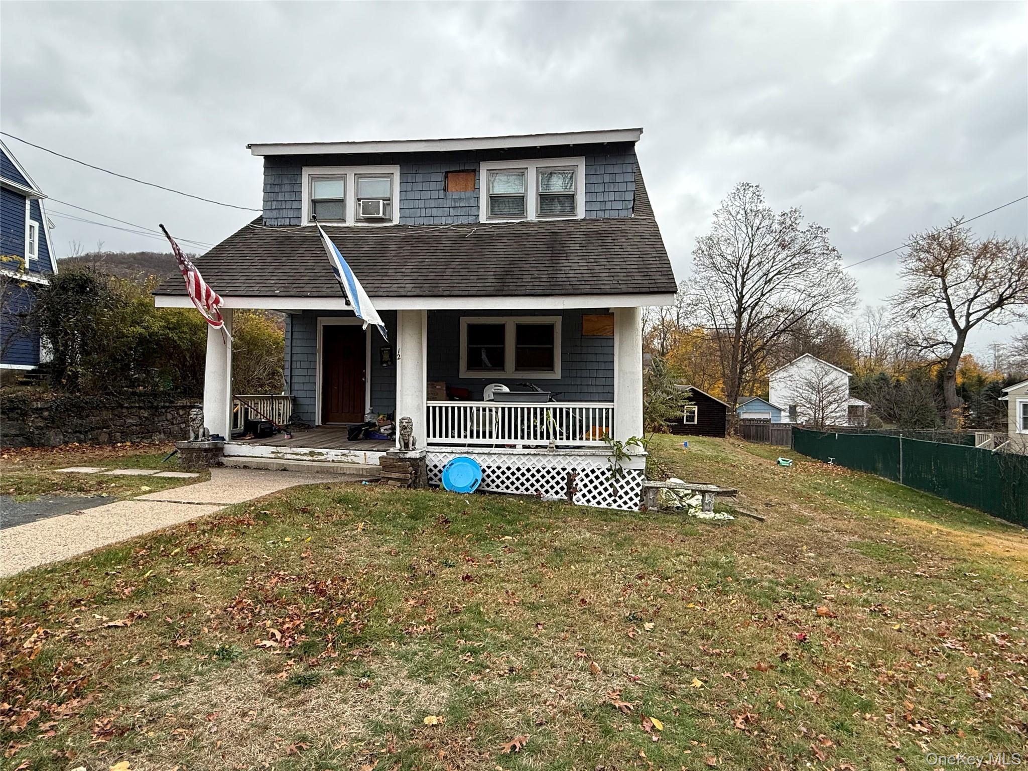12 Terrace Avenue — photo