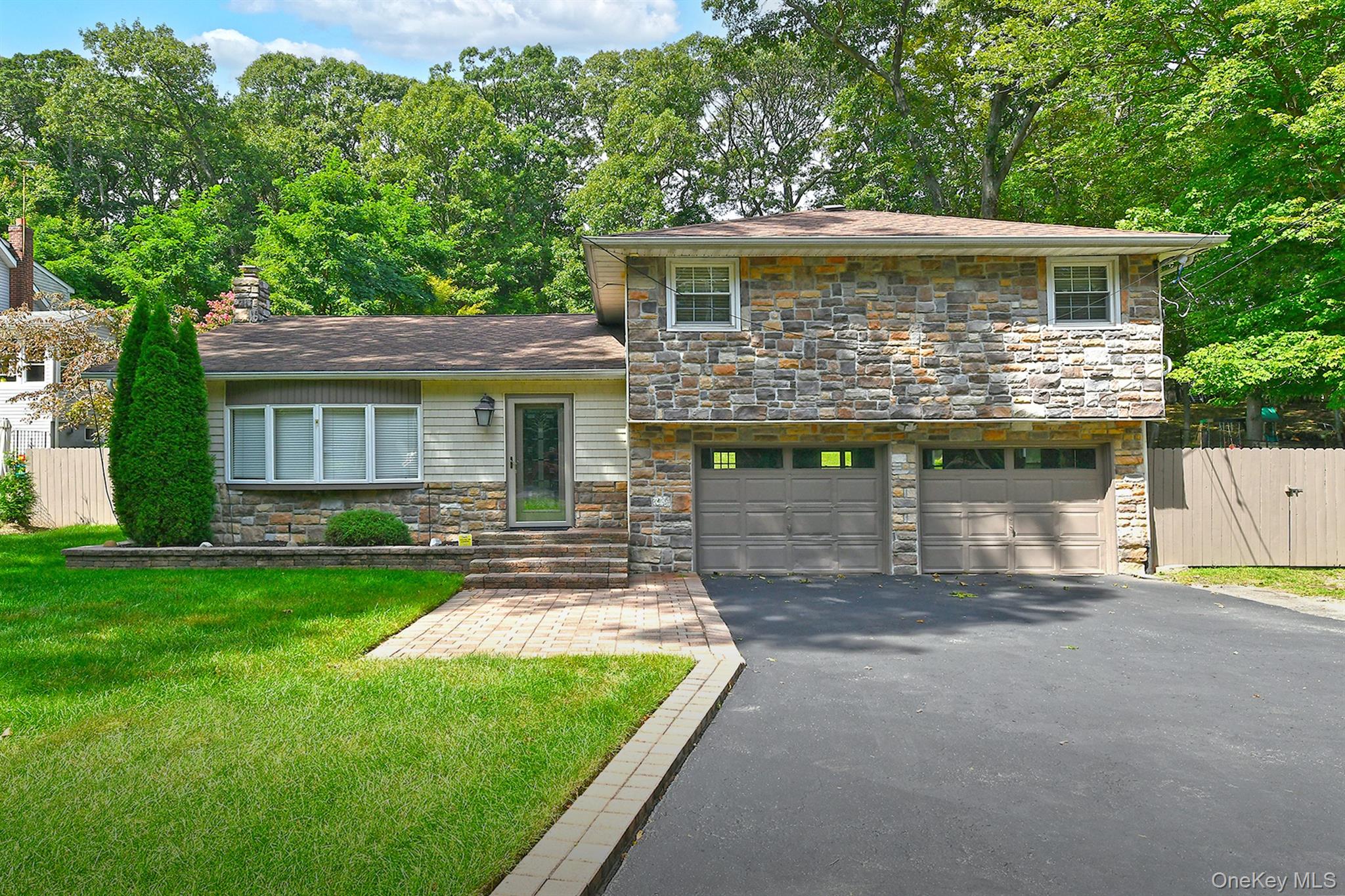 150 Hallock Landing Road — photo
