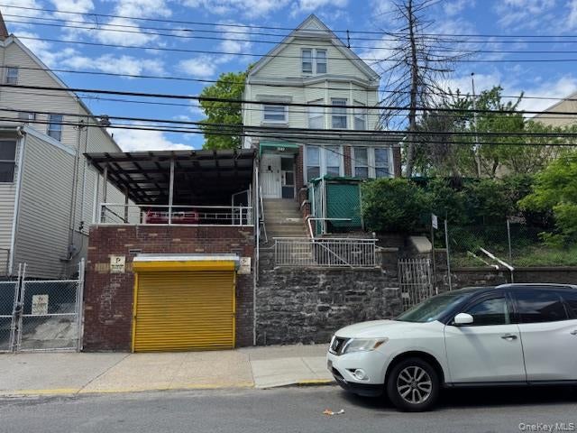 1549 & 1547 Beach Avenue — photo
