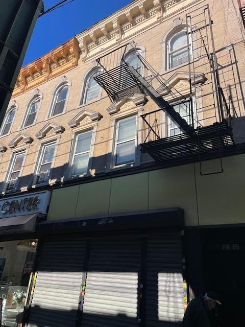 79-15 Jamaica Ave Avenue — photo