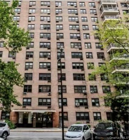 42-55 Colden Street 8N — photo