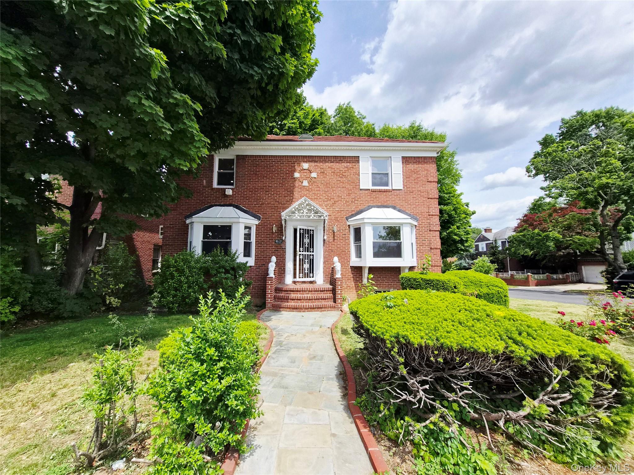 8019 Utopia Parkway — photo