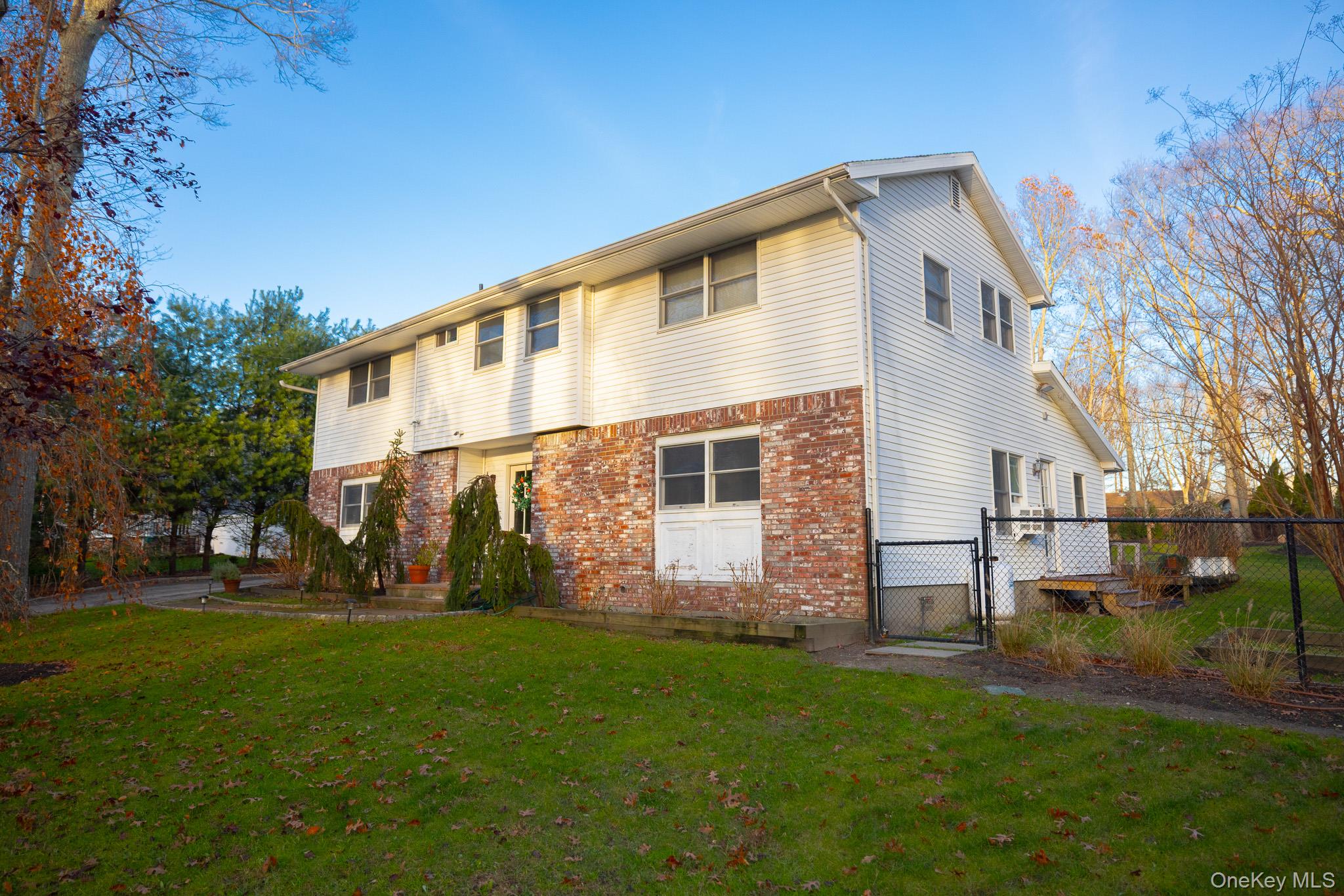 94 Kings Drive — photo