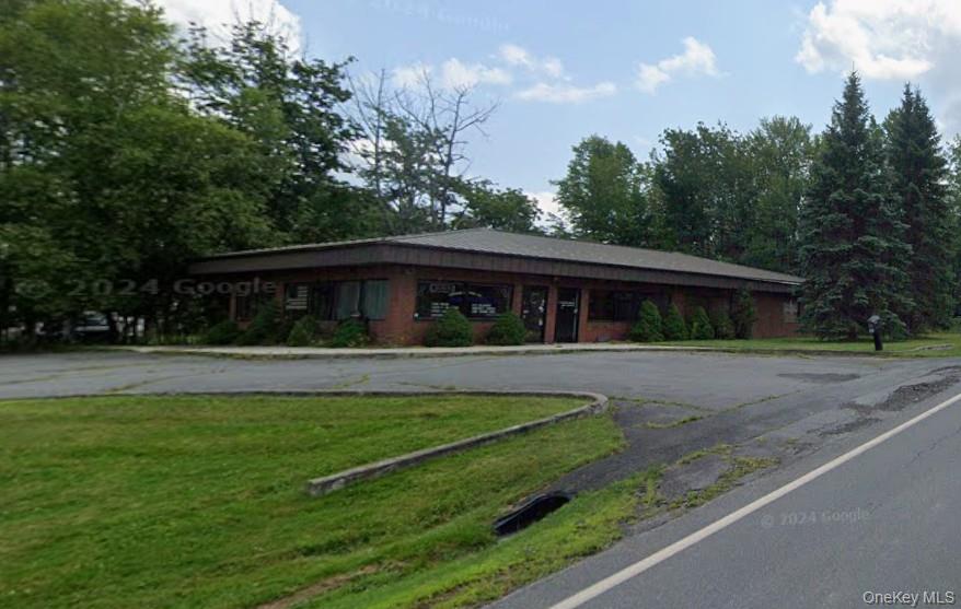 5518 State Route 55 — photo