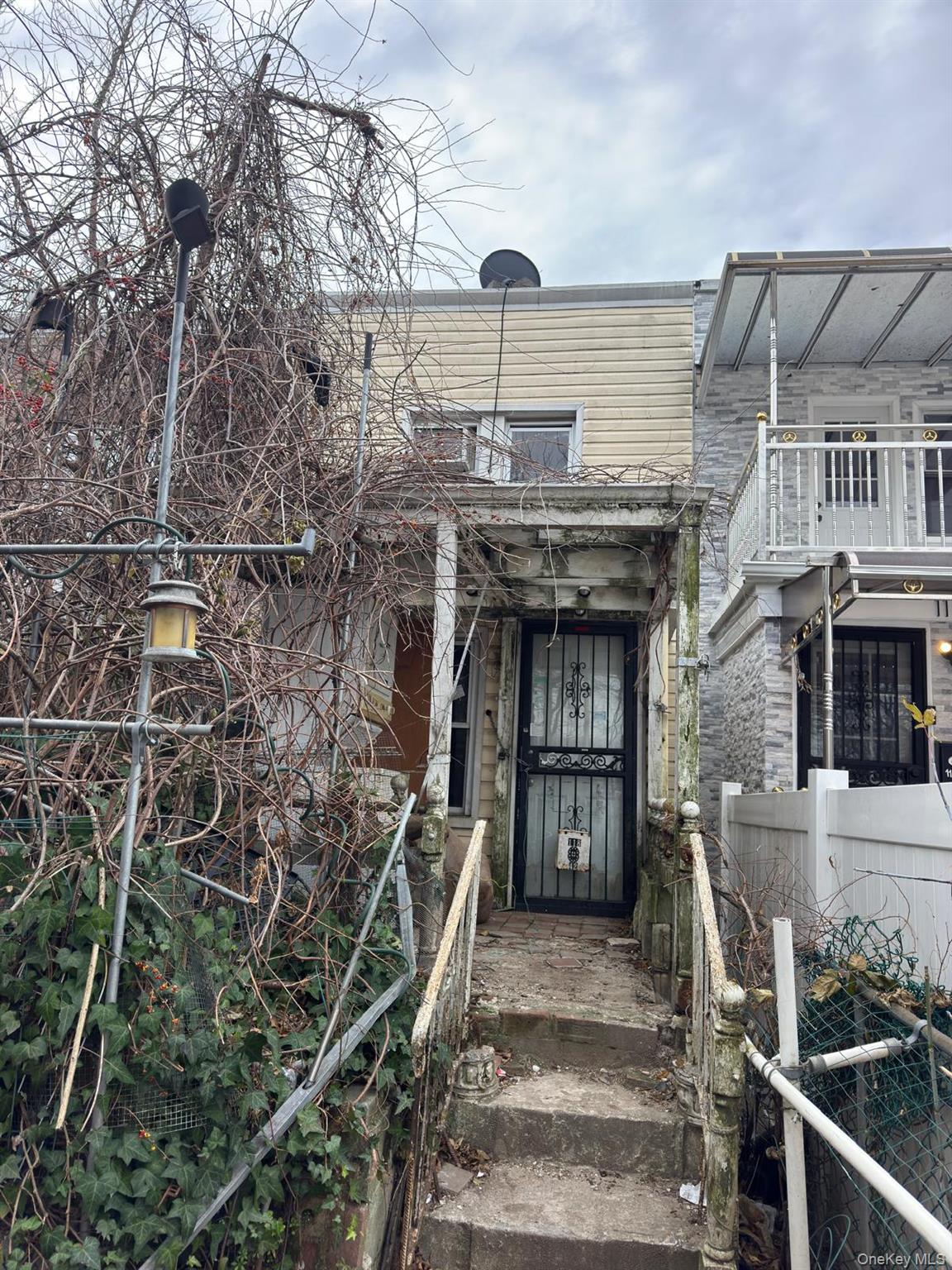 11842 155th Street — photo